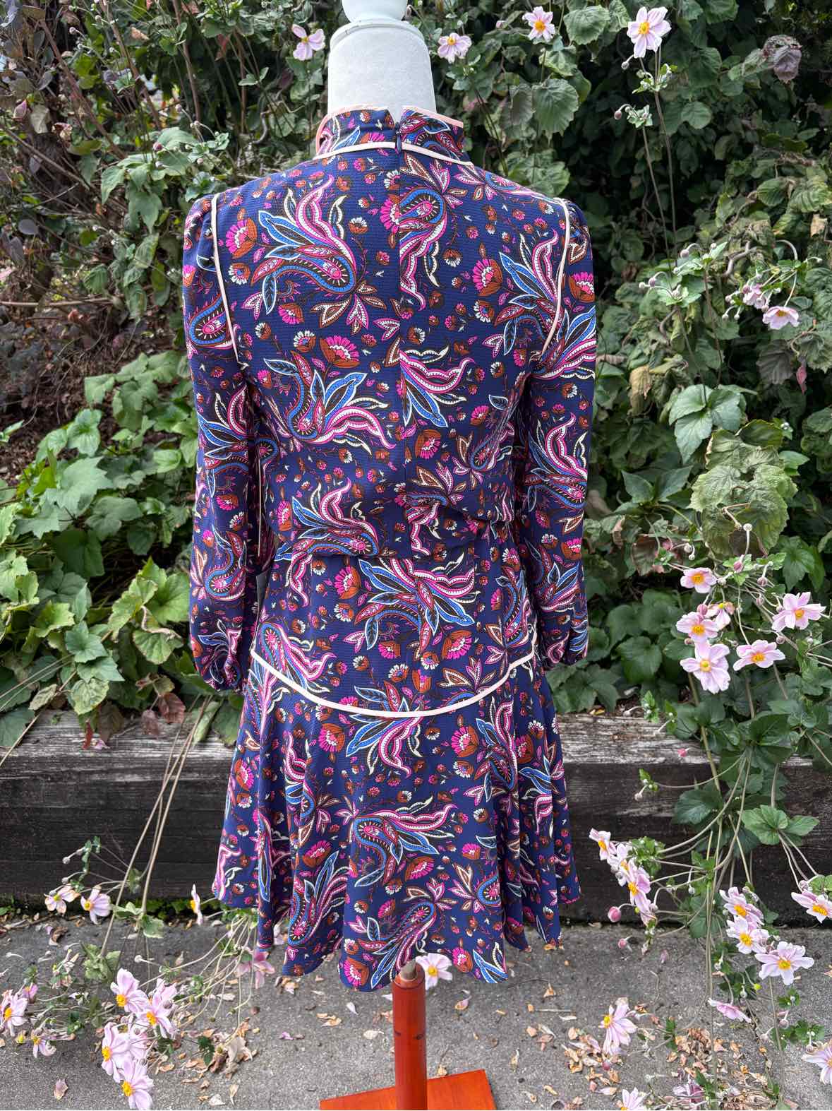 W ELIZA J. NY Size 2 DR
