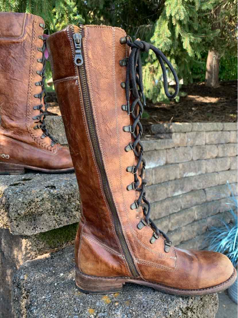 W BED STU BR Size 9.5 BOOT