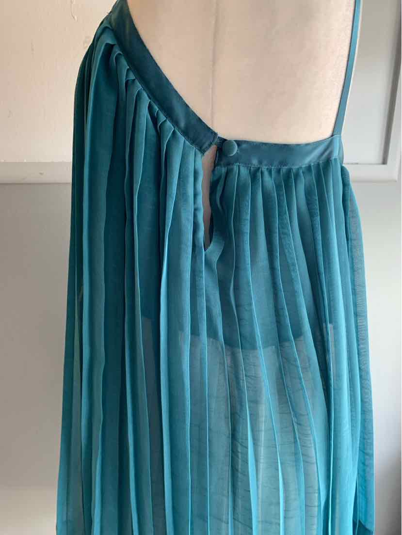 Teal pleated sleeveless dress with low back and delicate fabric layers in size 10.
