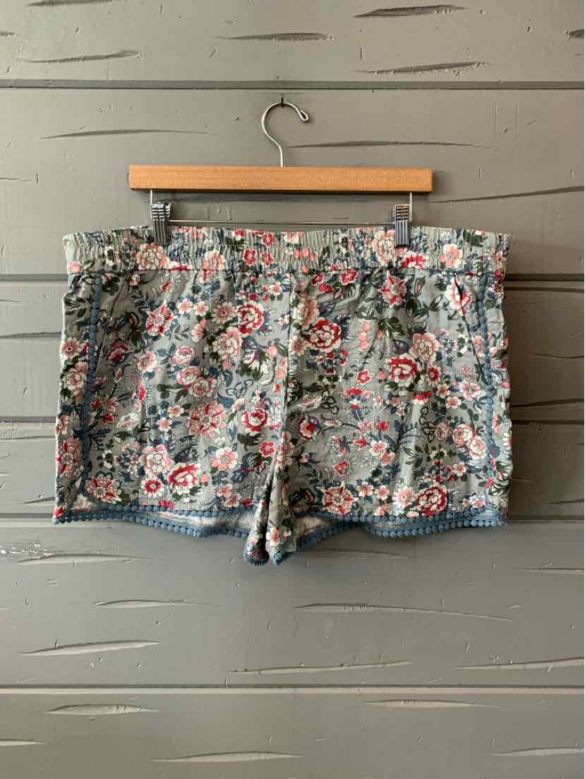 Floral print women's shorts in multicolor with elastic waist and scalloped hem, size XL.