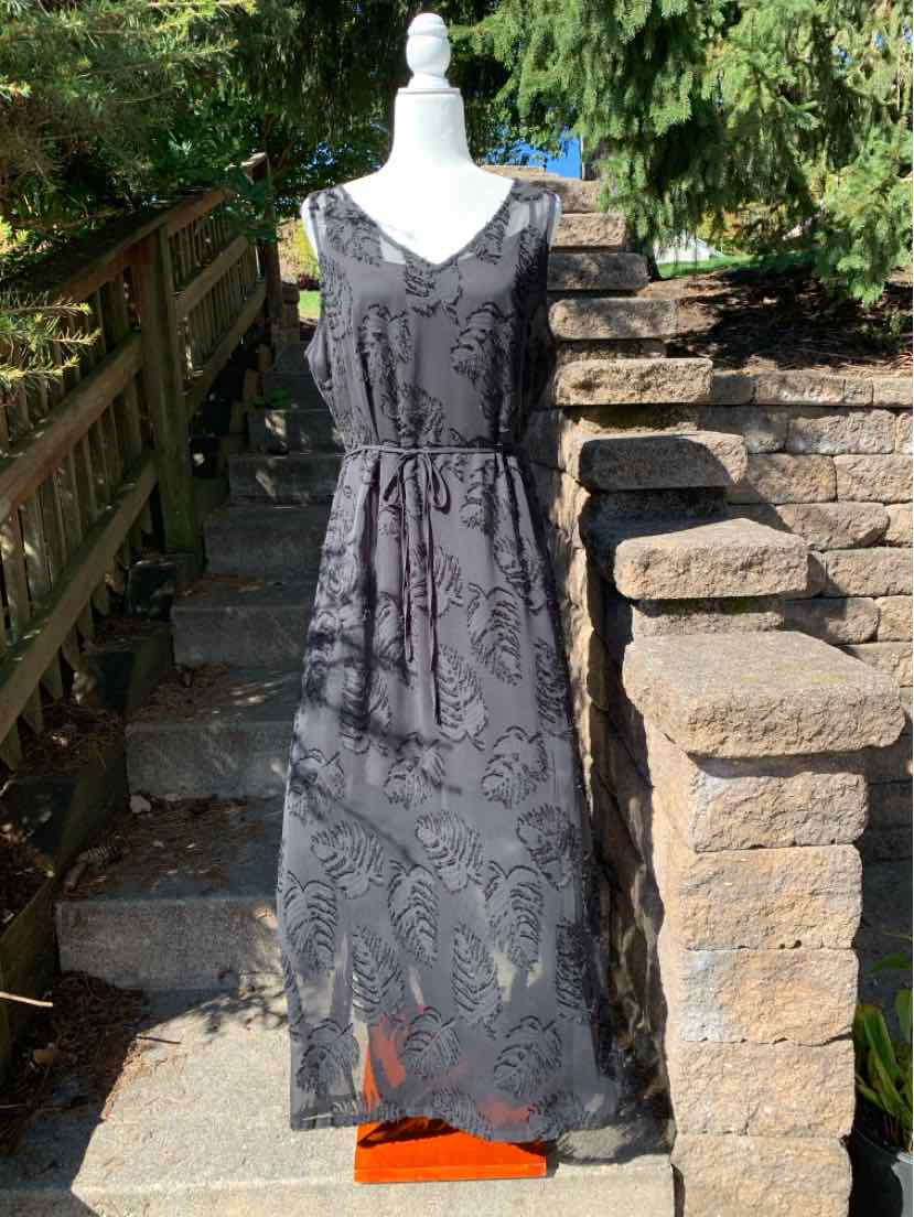 W SIMPLY VERA BK Size LG DR