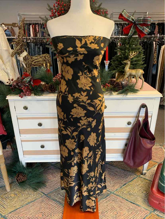 W DRESS FORUM BK Size MED DR