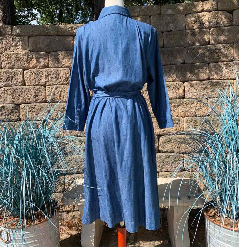 W TALBOTS BL Size 14W DR