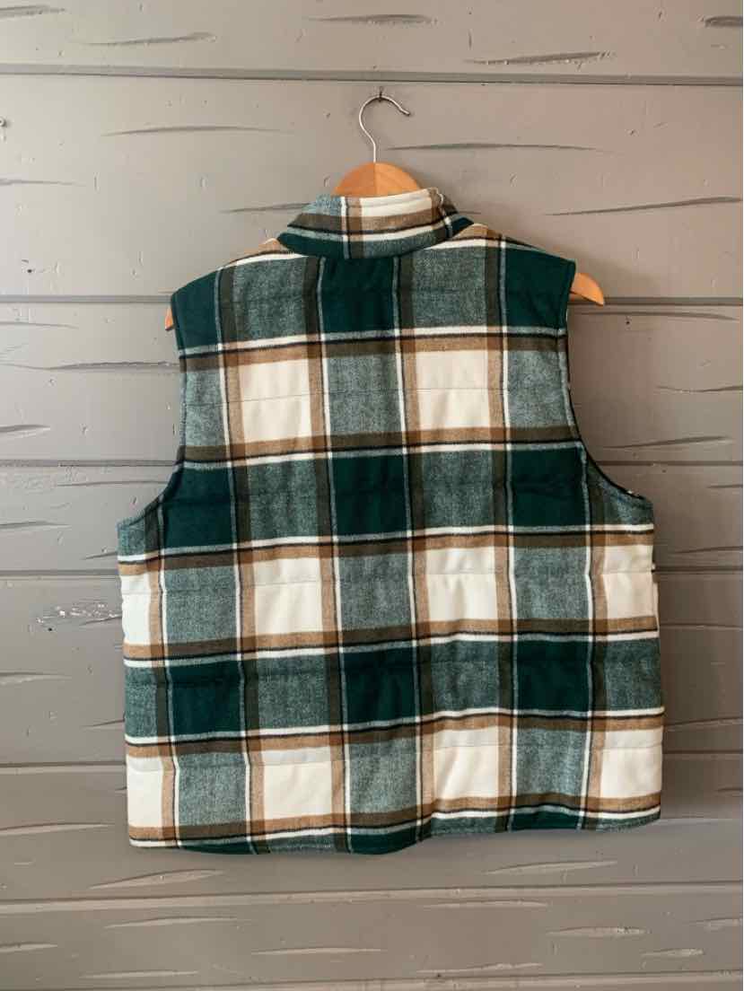 Green and cream plaid sleeveless vest with a high collar and boxy fit, size XXL.