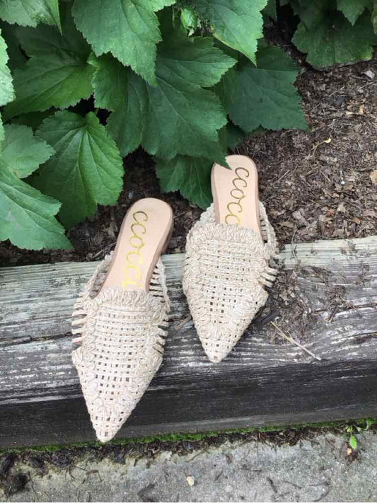 W CCOCCI TAN Size 8 SHOE