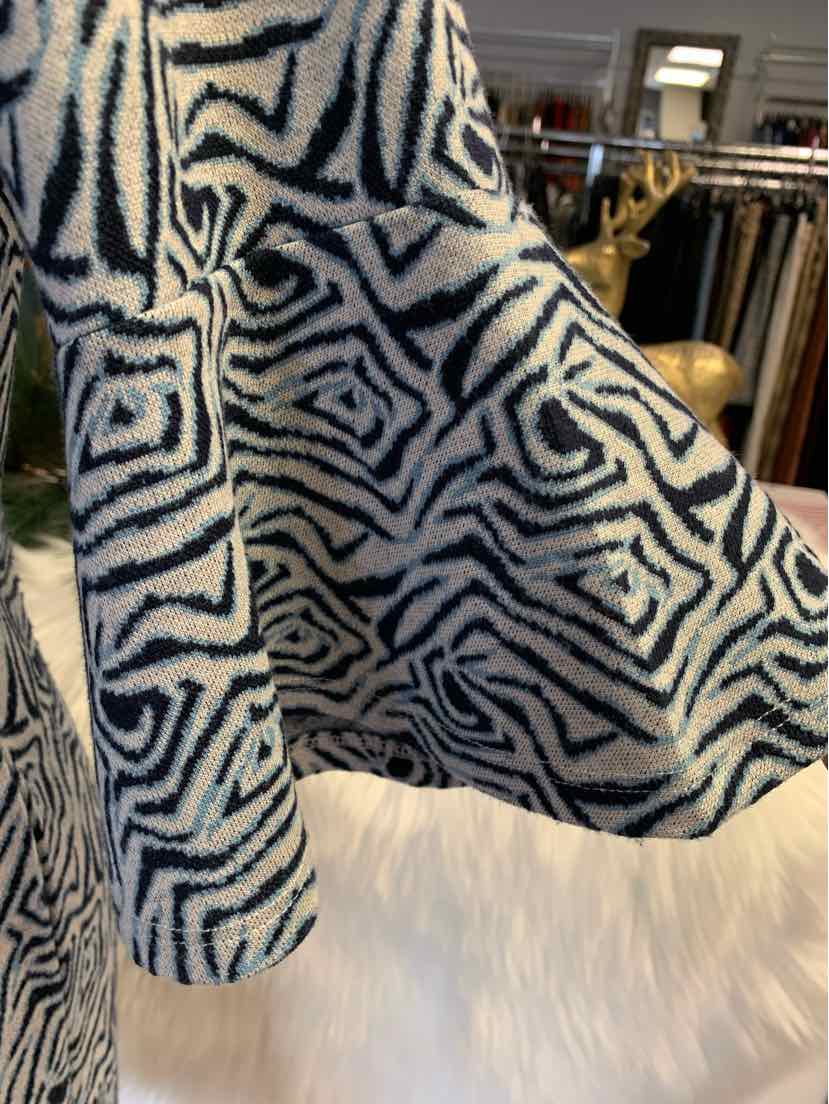 W TYLER BOE NY Size MED DR