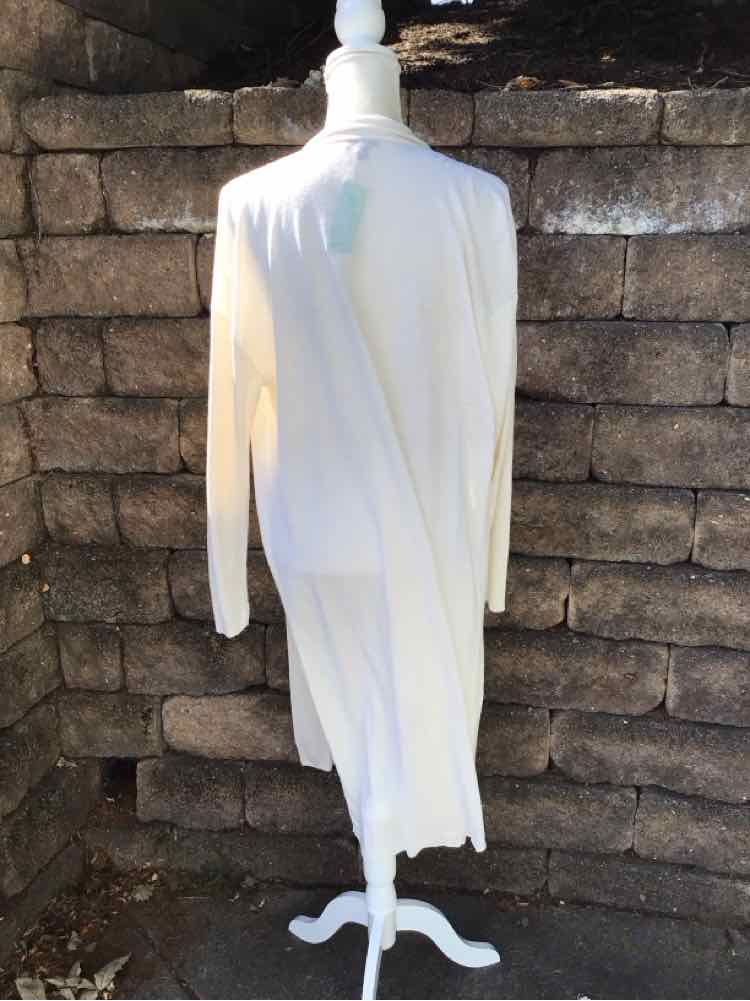 W TALBOTS WH Size LG SW