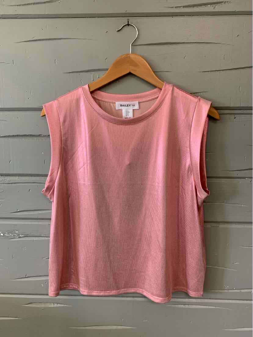 W BAILEY 44 PK Size MED T