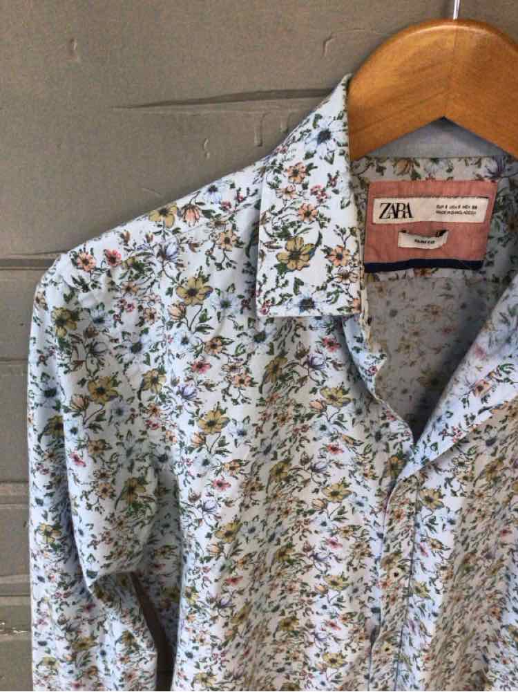 W ZARA BL Size SM T
