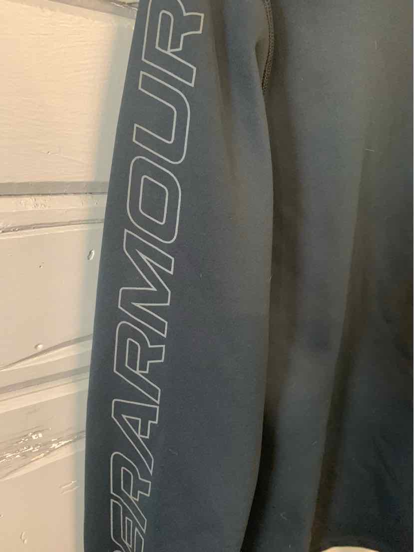 W UNDER ARMOUR BK Size XL AW