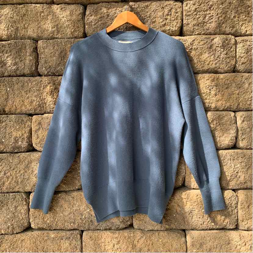 W ABERCROMBIE AND FITCH BL Size SM SW