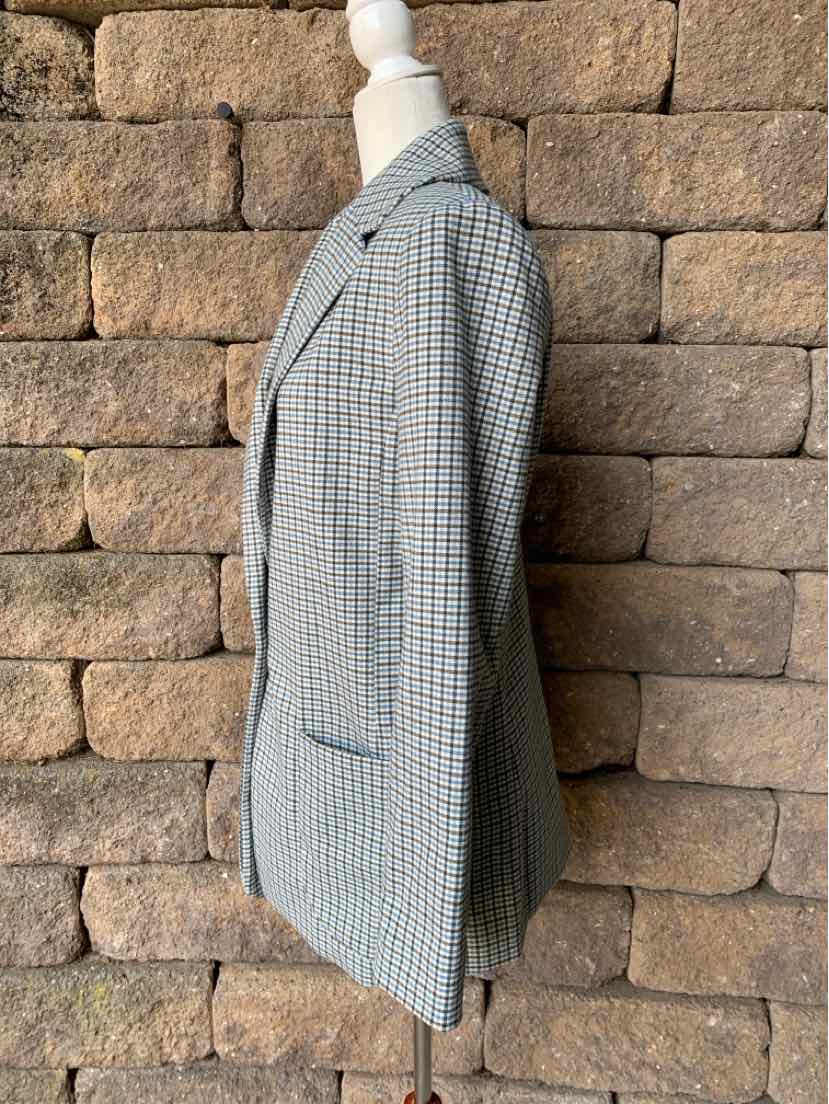 Women's multi-colored plaid blazer in size XS with structured shoulders and notch lapels.