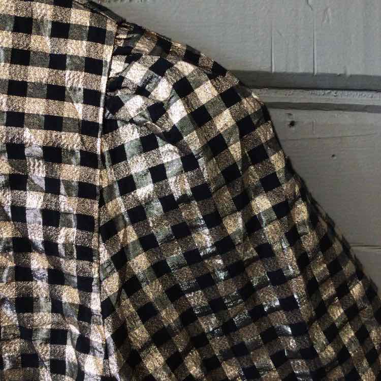 W J CREW MULTI Size LG T