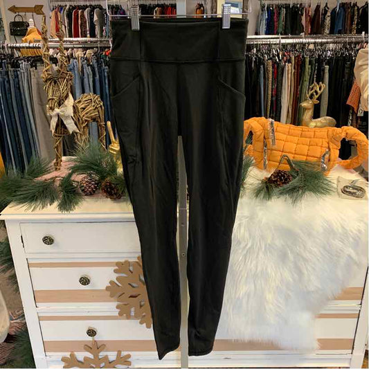 W LULULEMON BK Size 4 AW