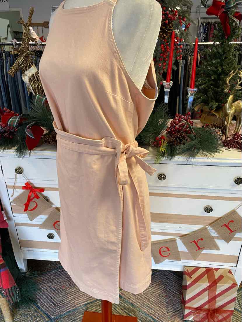 W HOLDING HORSES PK Size 12 DR