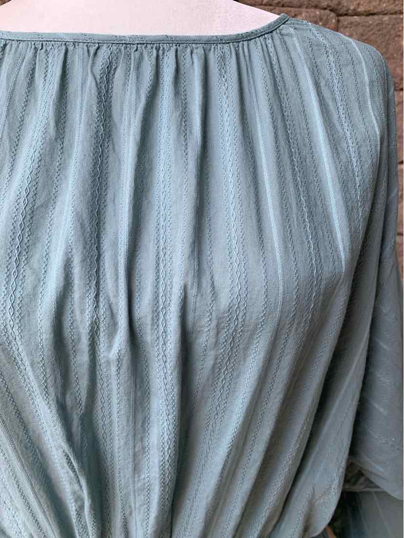 W LOFT BEACH GR Size LG DR