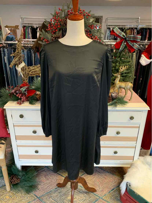 W SHOPDANDY THE DROP BK Size MED DR