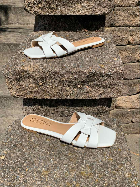W JOURNEE COLLECTION WH Size 6.5 SANDAL