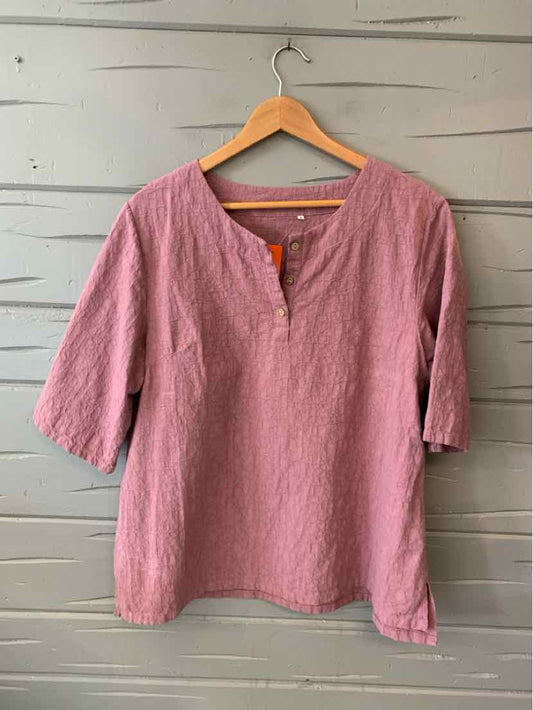 Mauve linen long-sleeve blouse with V-neck and relaxed fit, size large.