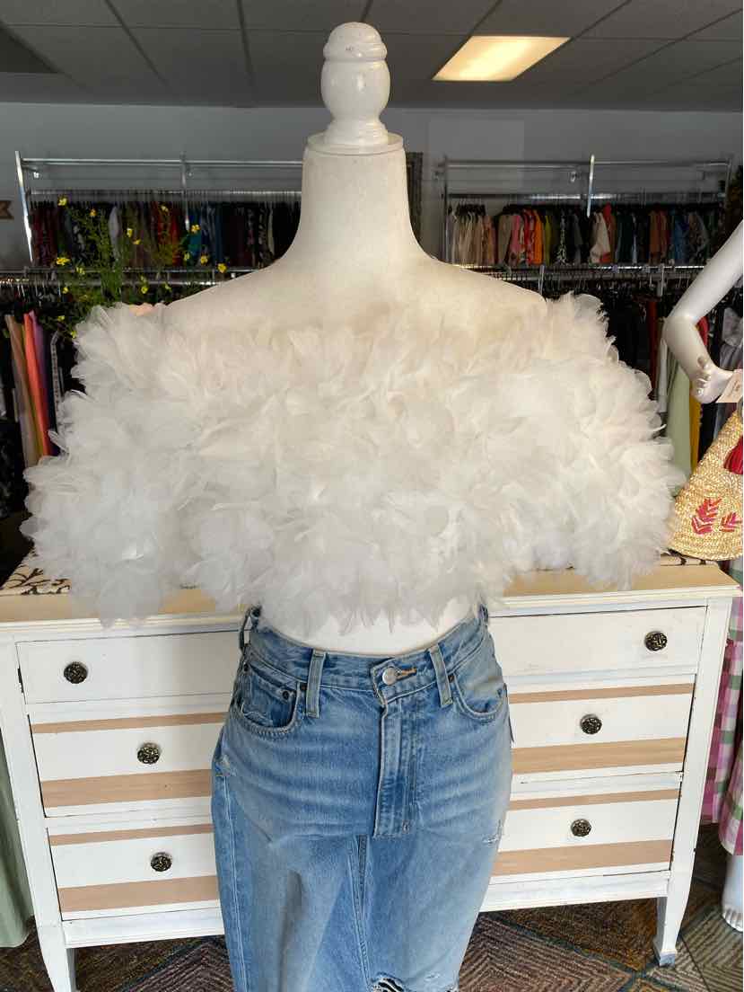 W AKIRA WH Size MED T