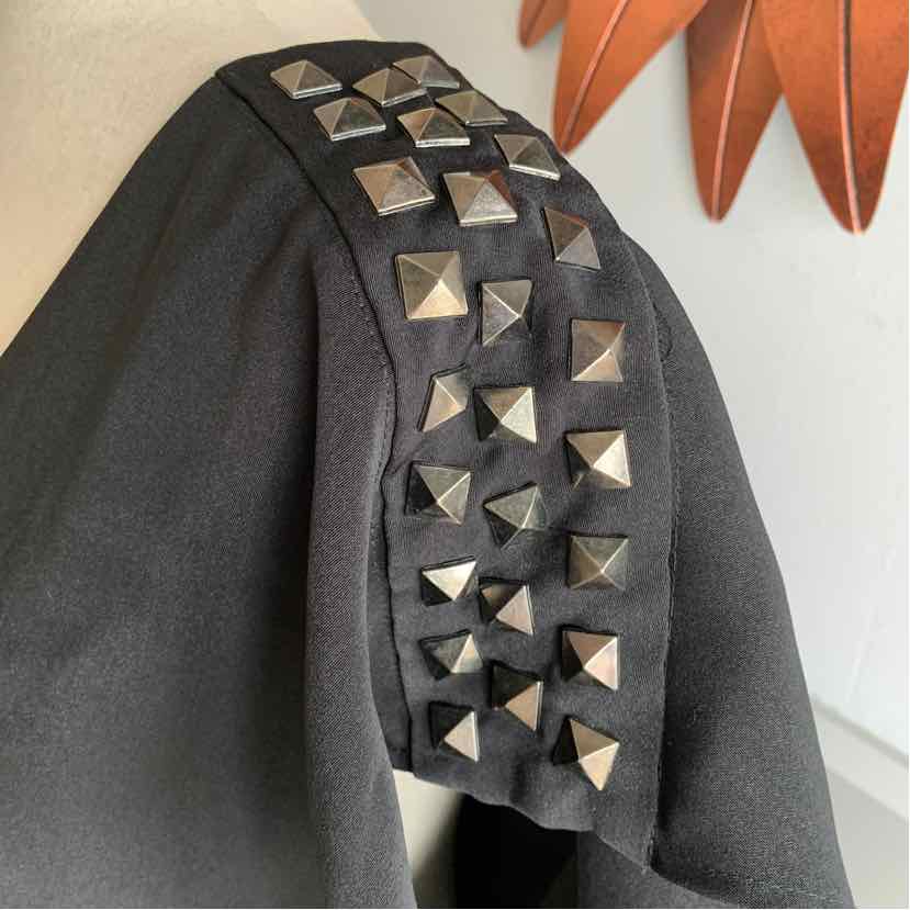 W SILENCE + NOISE BK Size MED JSSHTS