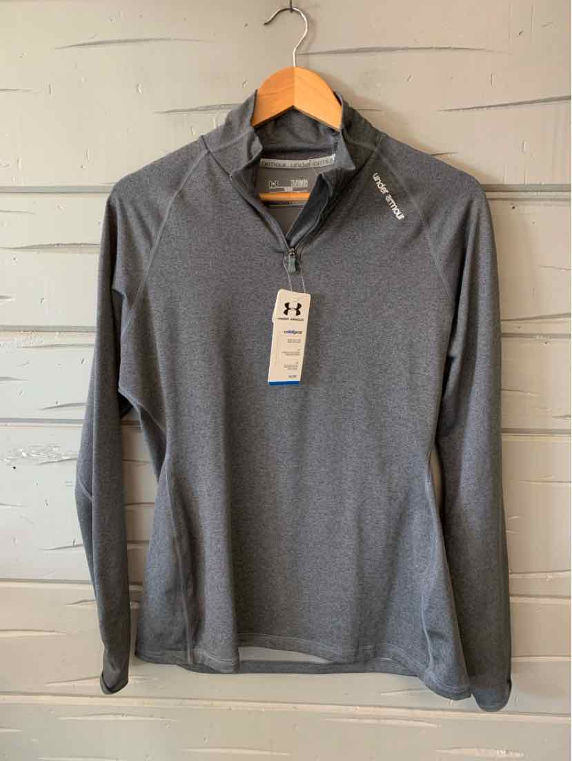 Gray long-sleeve Under Armour quarter-zip pullover with high collar and fitted design in size XL.