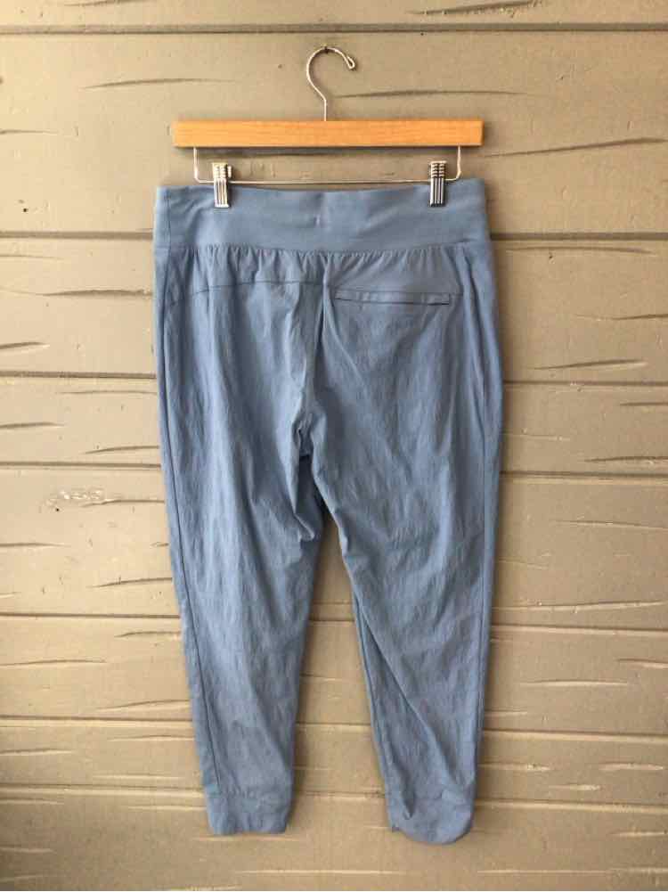 W ATHLETA BL Size 8 AW