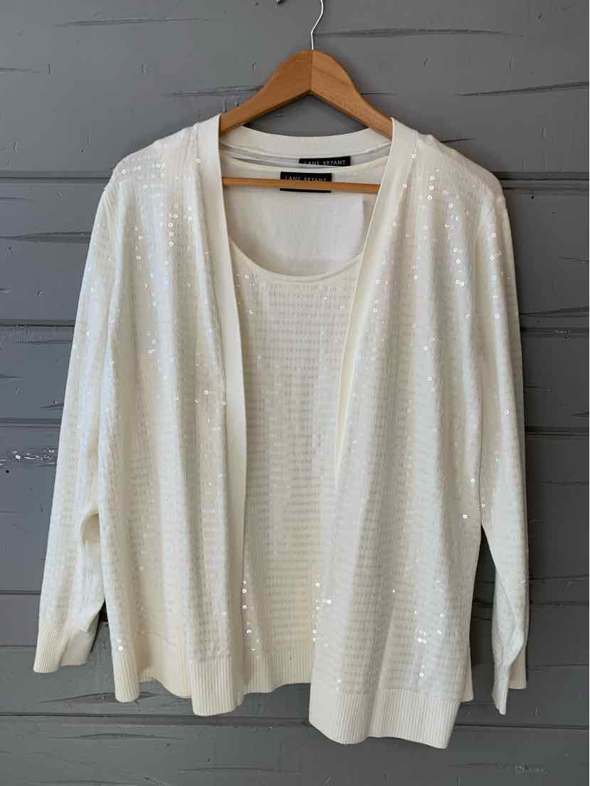 W LANE BRYANT CR Size 14/16 2PCSW