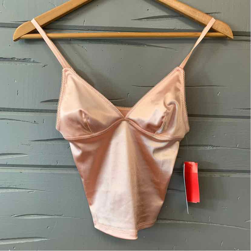 W OUT FROM UNDER PCH Size SM T