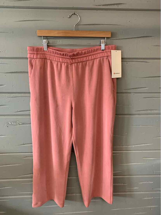 W LULULEMON CL Size 12 AW