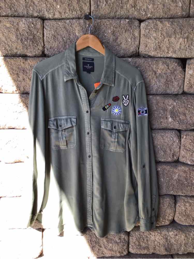 W AMERICAN EAGLE GR Size XL T