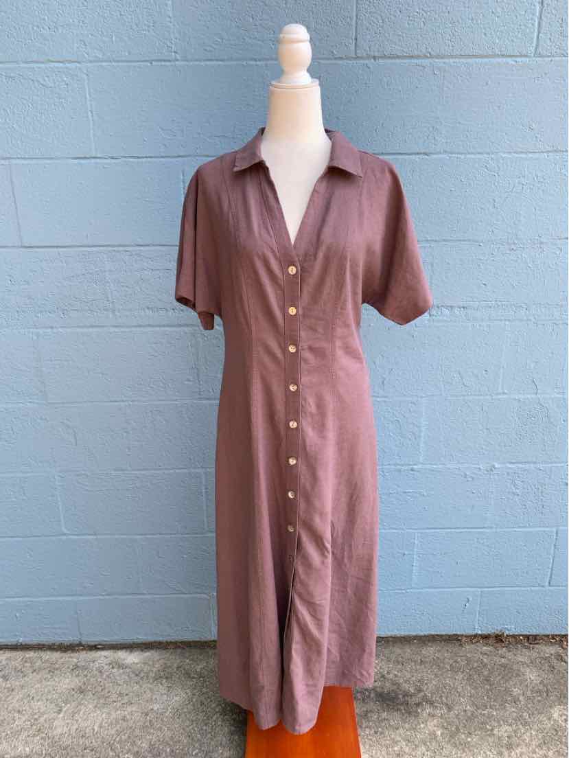 Mauve short-sleeve midi dress with buttons down front and collar neckline.