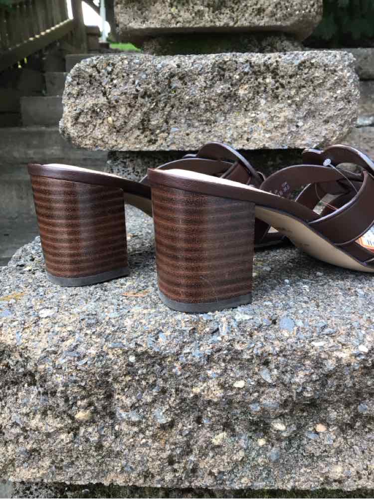 Brown leather open-toe block heel sandals with stacked wooden heels, size 6.