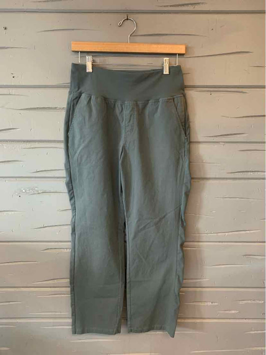 Gray casual women's pants with an elastic waistband and side pockets, straight-leg fit.