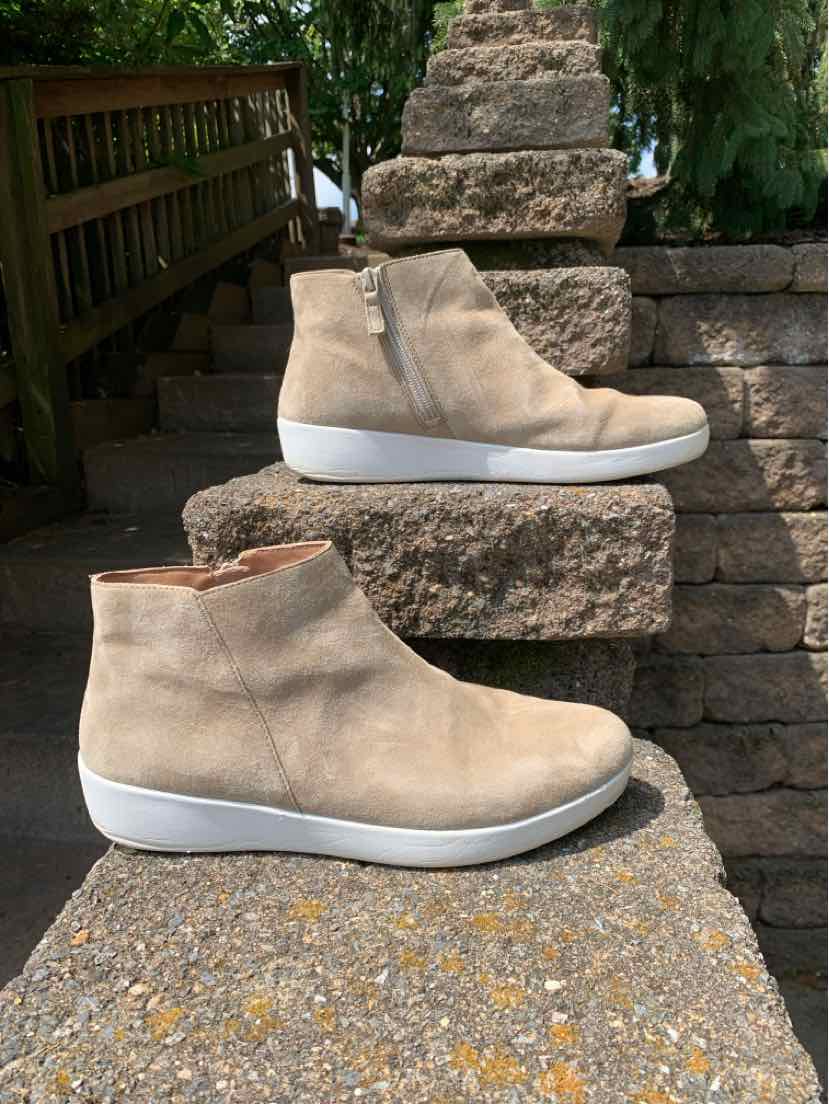 Beige suede ankle boots with white rubber soles, minimalist design, size 10 FitFlop shoes.