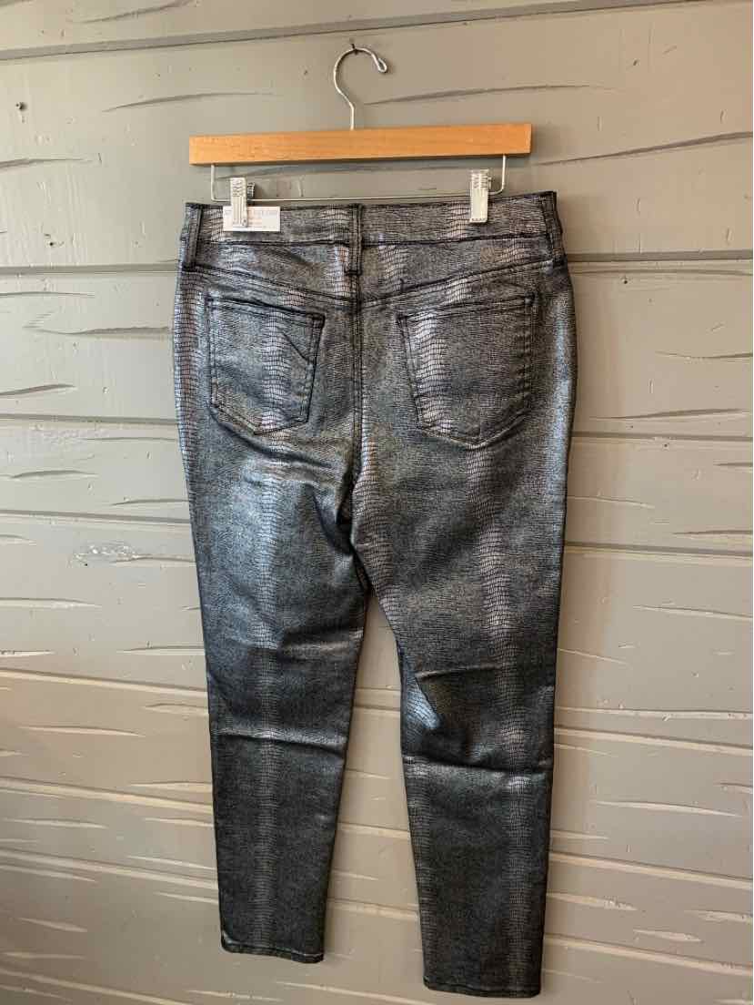 W CHICOS SLV Size 6 P