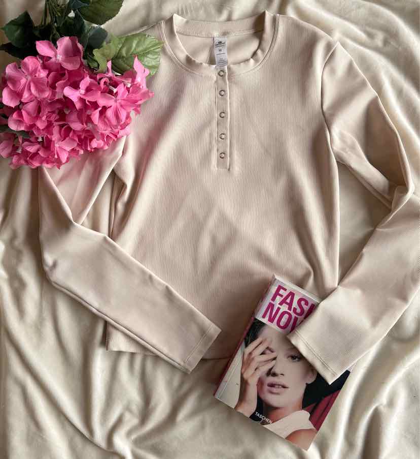 W 90 DEGREE CR Size MED AW