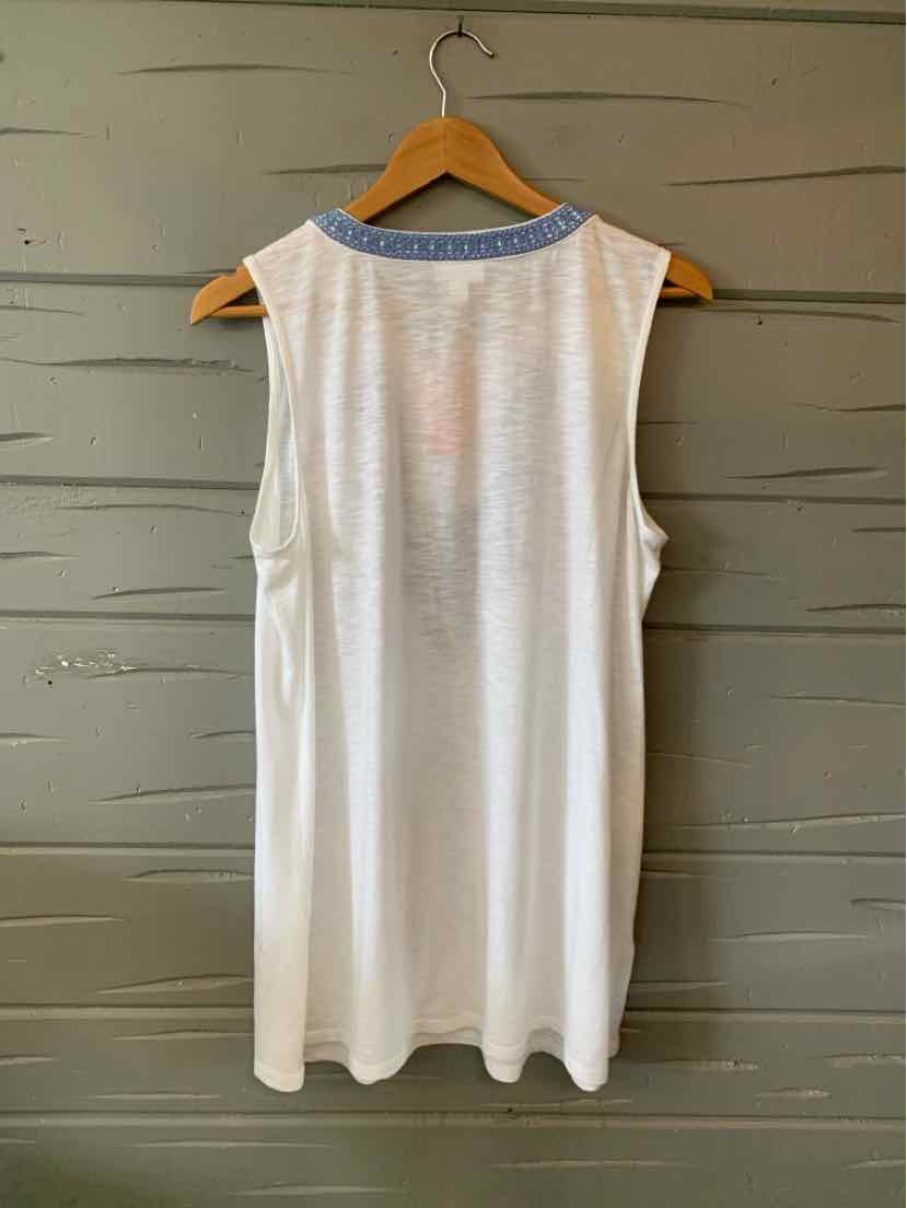 Sleeveless white tank top with light blue trimmed round neckline, loose fit, cotton fabric.