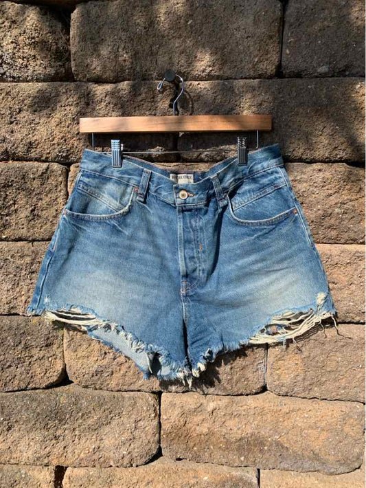 W WE THE FREE BL Size 10 SHTS