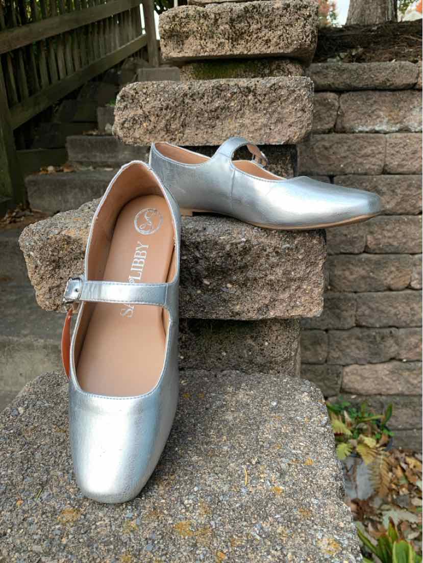 W SAM & LIBBY SLV Size 7 SHOE