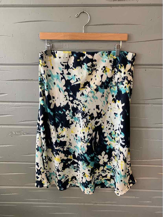 W BANANA REPUBLIC BL Size MED SK