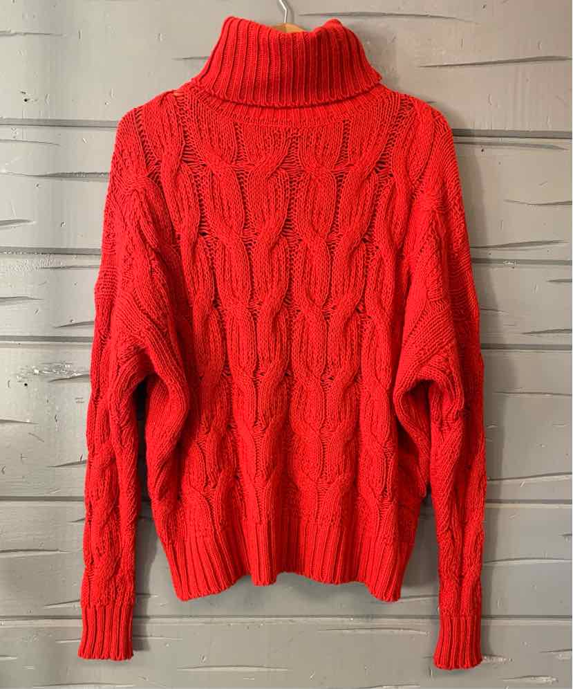 W COCO + CARMEN RD Size LG SW