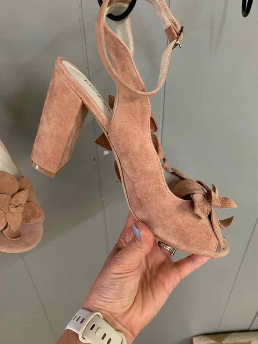 Tan suede block heel sandal with ankle strap and bow detail on toe, size 9.5.