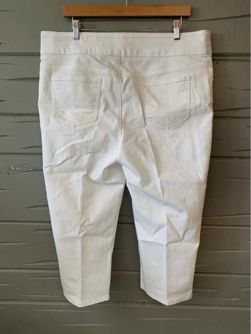 White cropped pants with wide waistband and back pockets, size 16/18.
