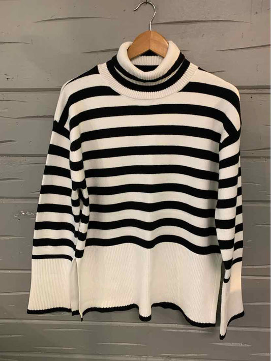 W NO LABEL WH Size LG SW