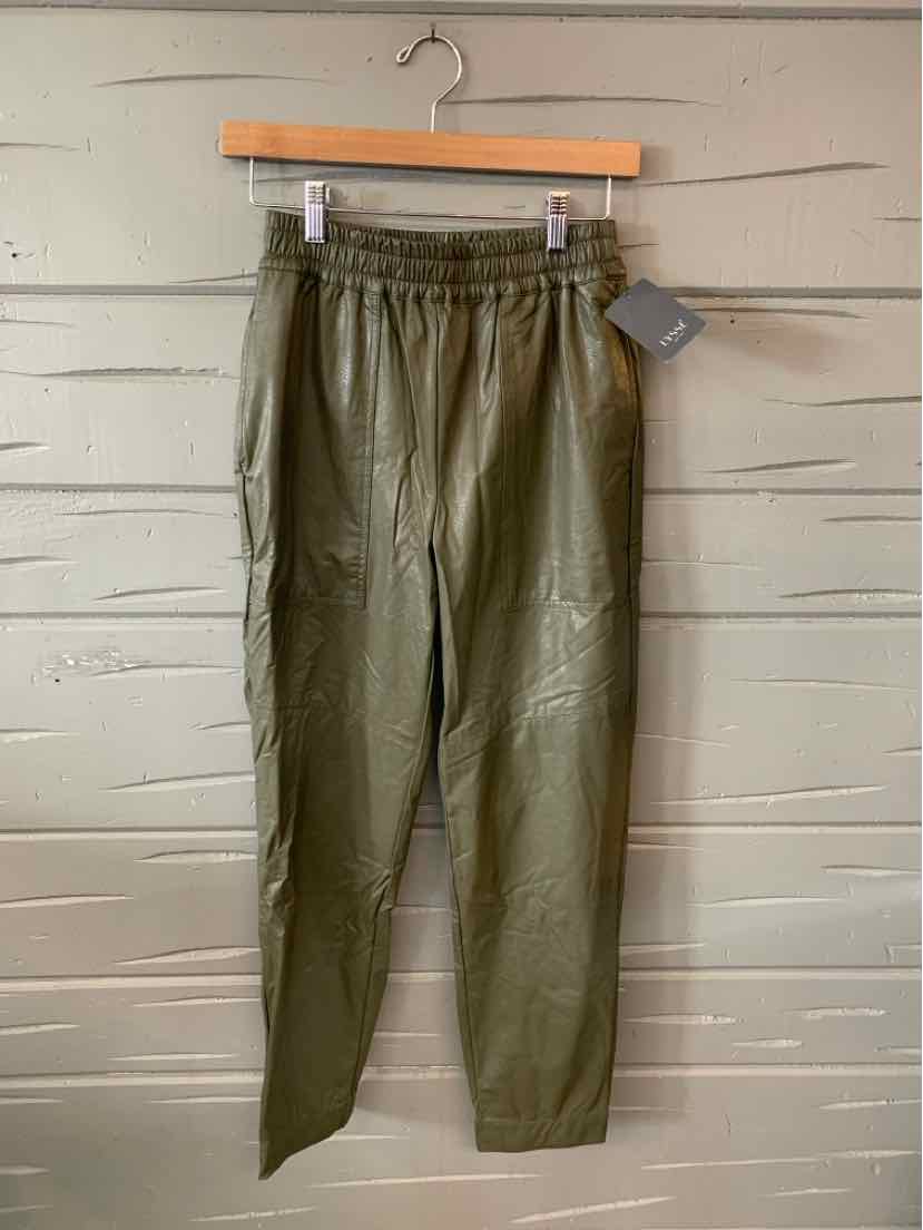 Olive green lightweight pants with elastic waistband and side pockets, size XS.
