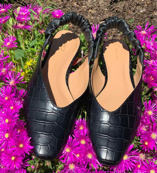 W CIRCUS NY BK Size 8.5 SHOE