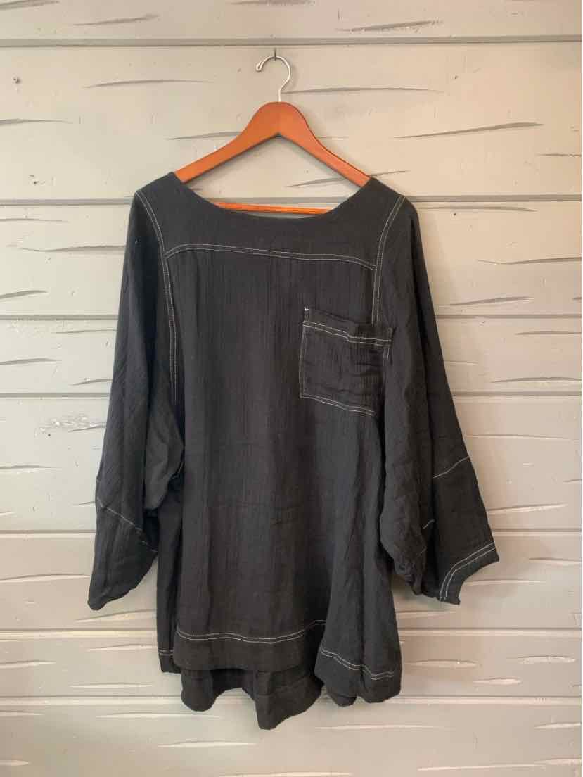 W FREE PEOPLE BK Size SM T