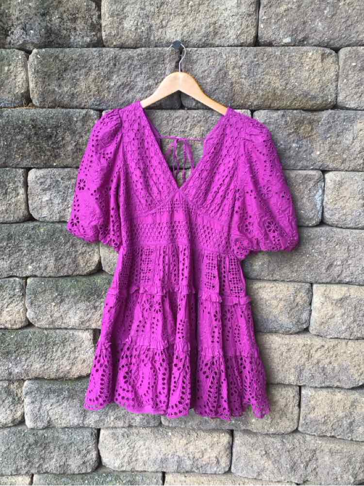 W CYNTHIA ROWLEY PL Size 6 DR