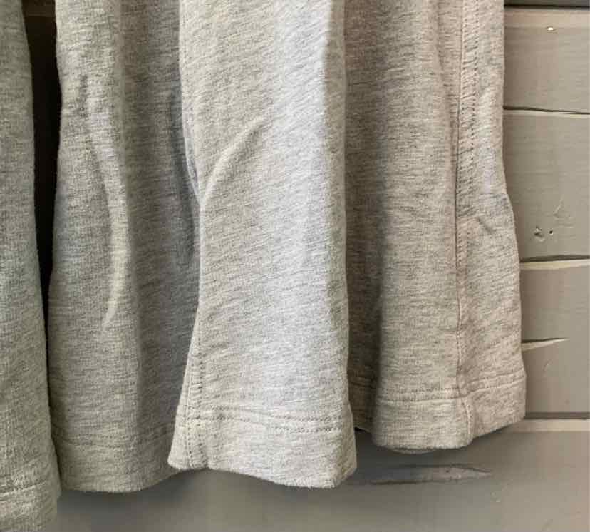 W FREE PEOPLE MOVEMENT GY Size MED AW